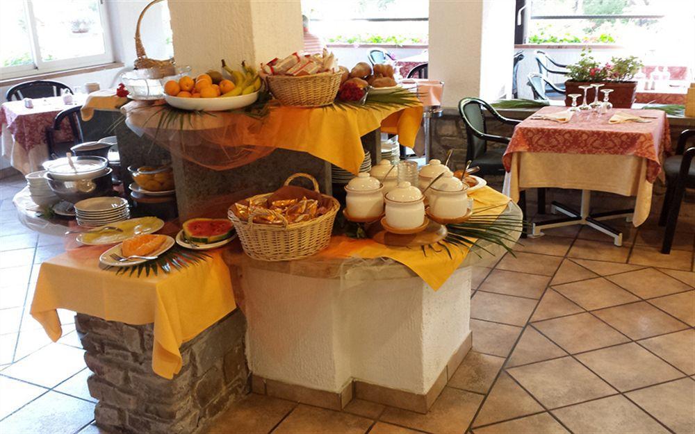 Hotel Principe Principina a Mare Ngoại thất bức ảnh